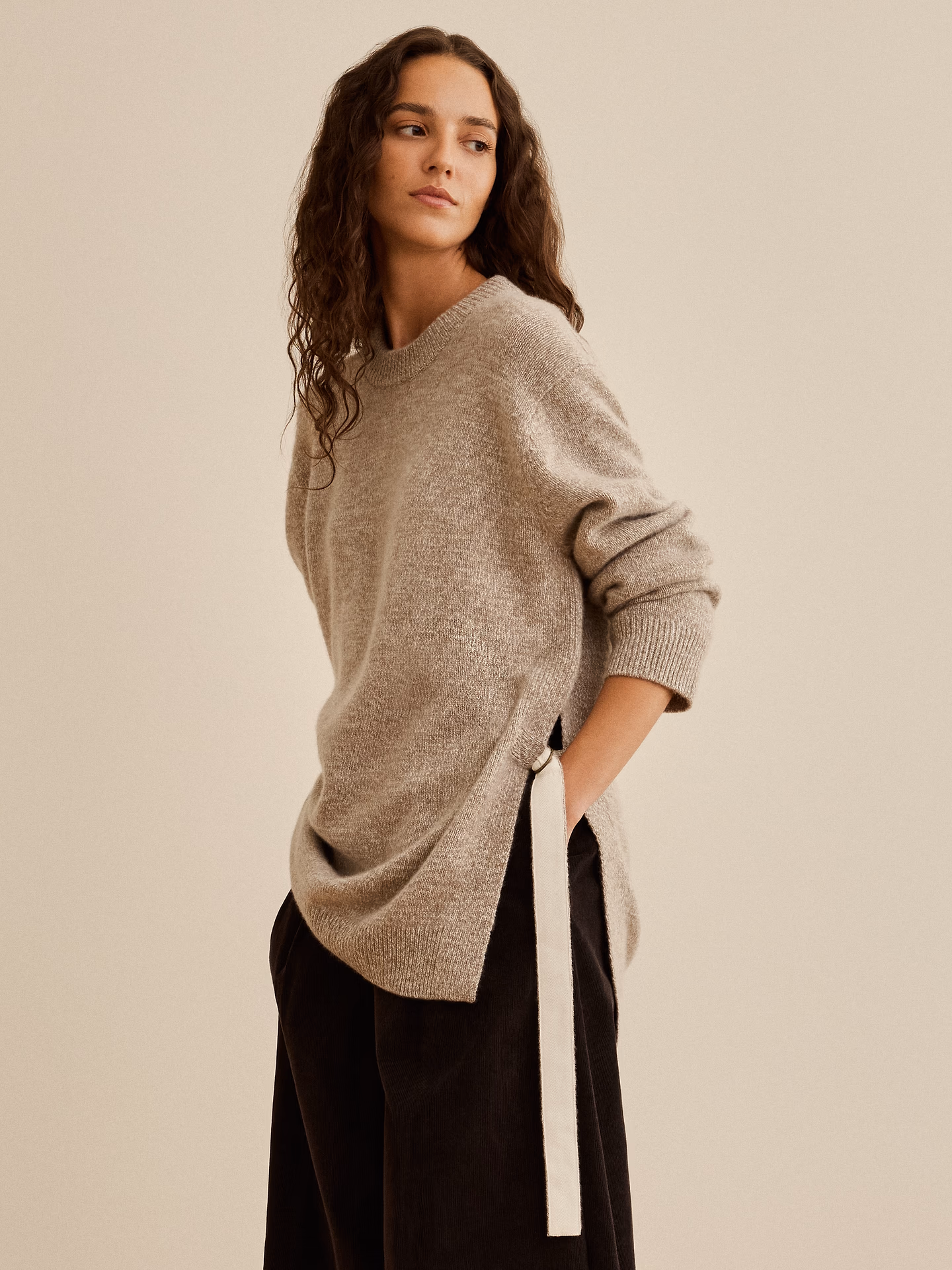 Banana Republic Rents La Ligne's Cool to Sell a $1,500 Coat — photo 3