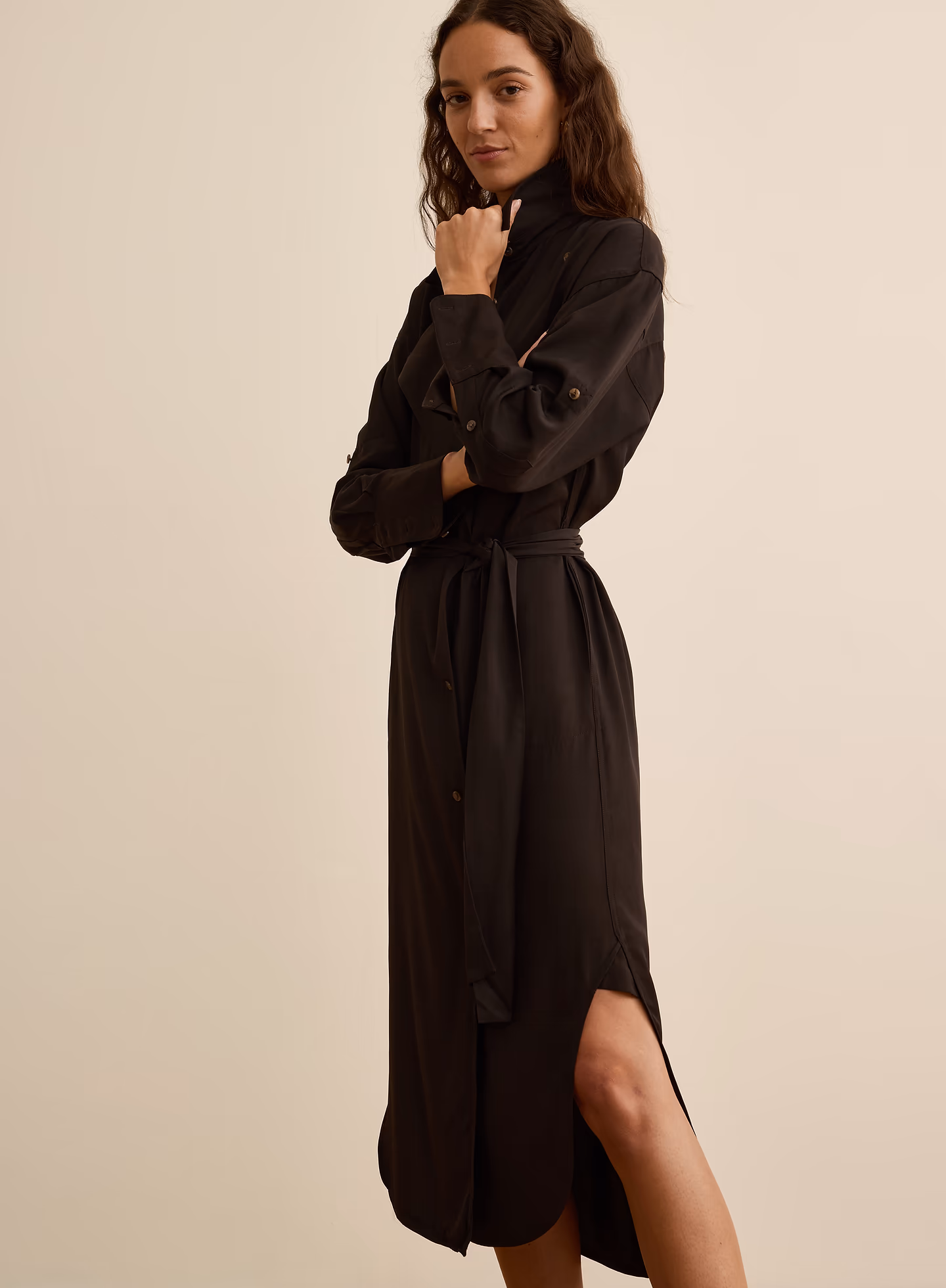Banana Republic Rents La Ligne's Cool to Sell a $1,500 Coat — photo 4