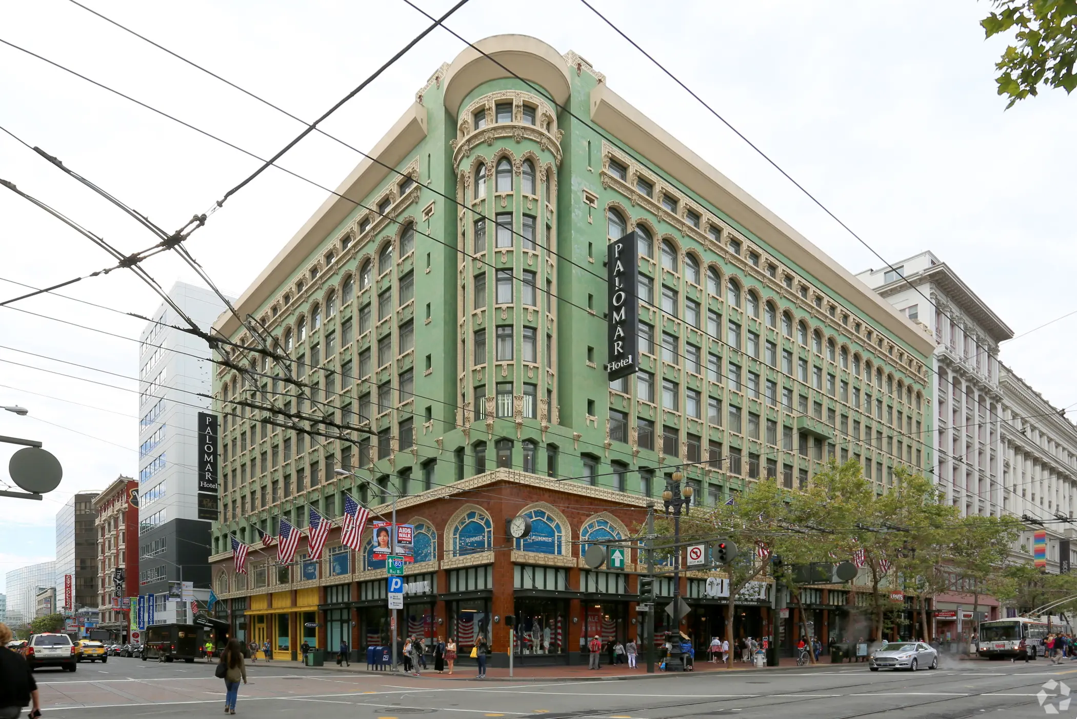 Uniqlo's Return to San Francisco Comes With a Seven-Hour Block Party