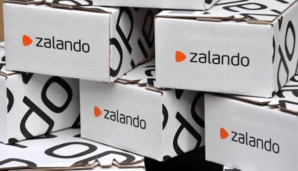 Zalando Put the Voice in Your Head on Camera