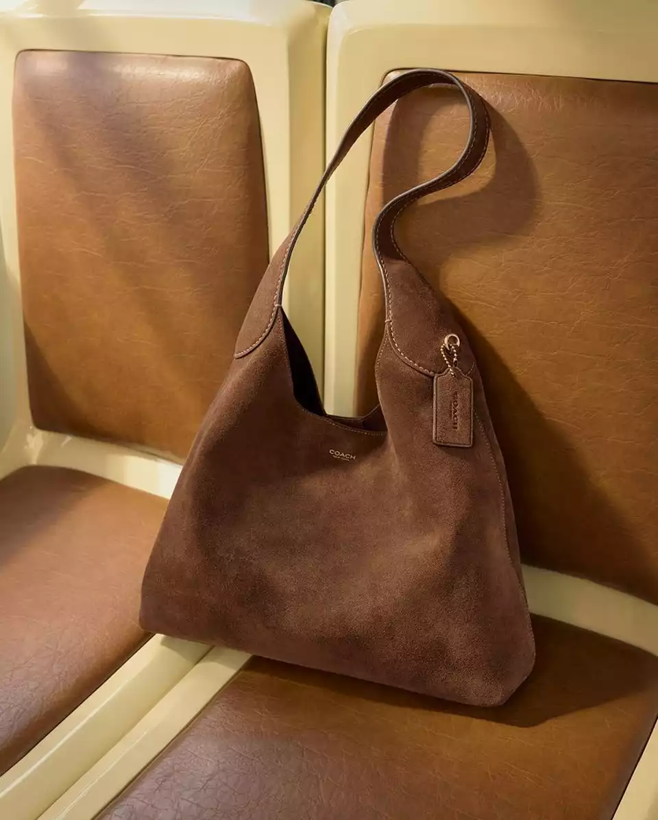 Coach turns its fall campaign into a listening party — photo 4