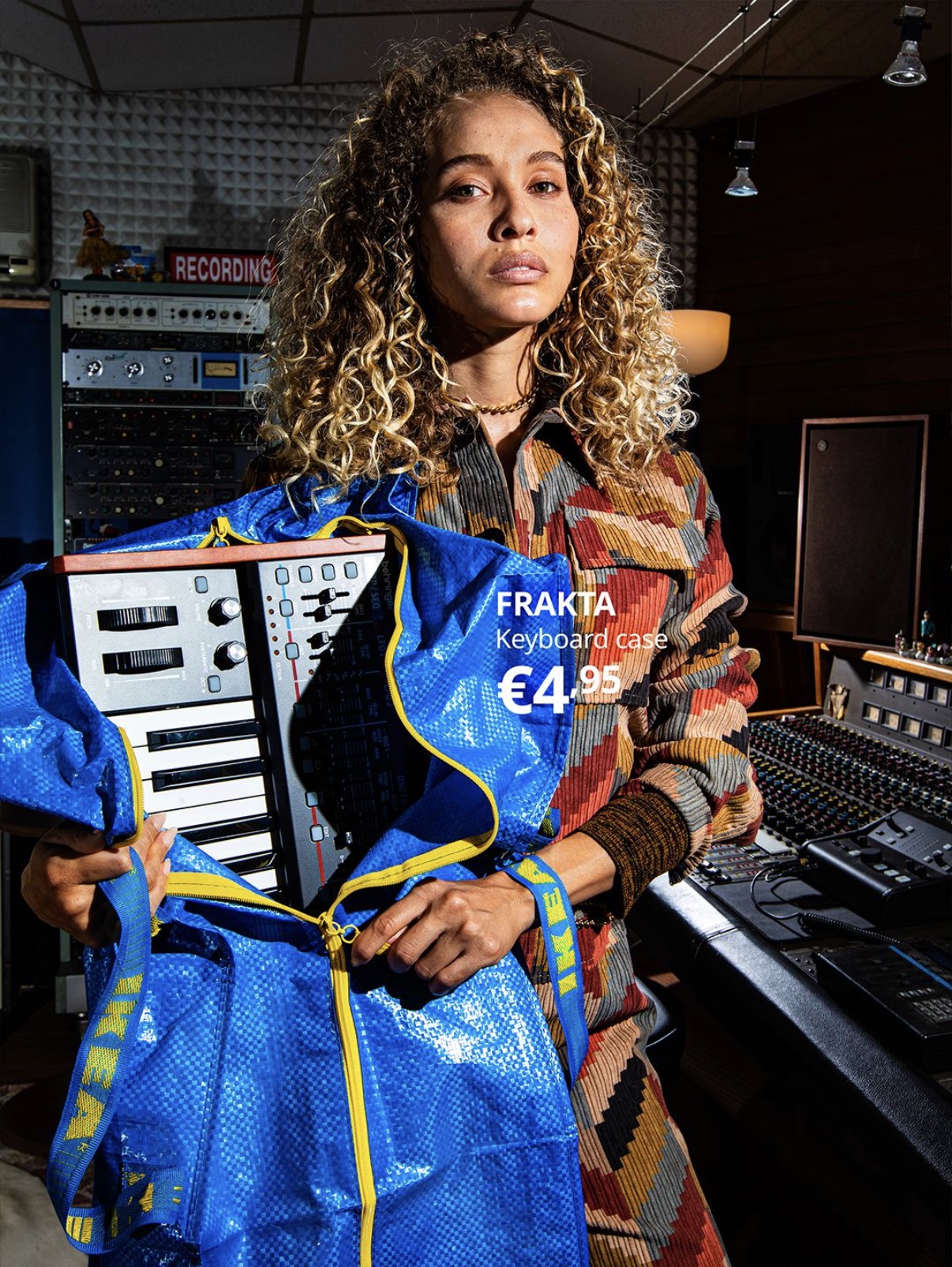 IKEA lets the FRAKTA bag’s second life tell the story — photo 1