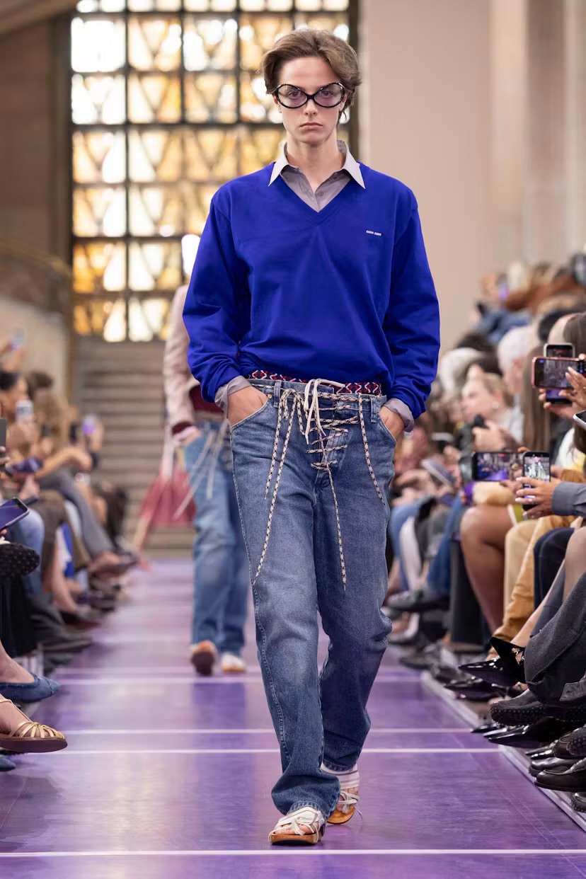 Miu Miu Builds an Entire Collection Around Wearing the Wrong Shoes on Purpose — photo 4