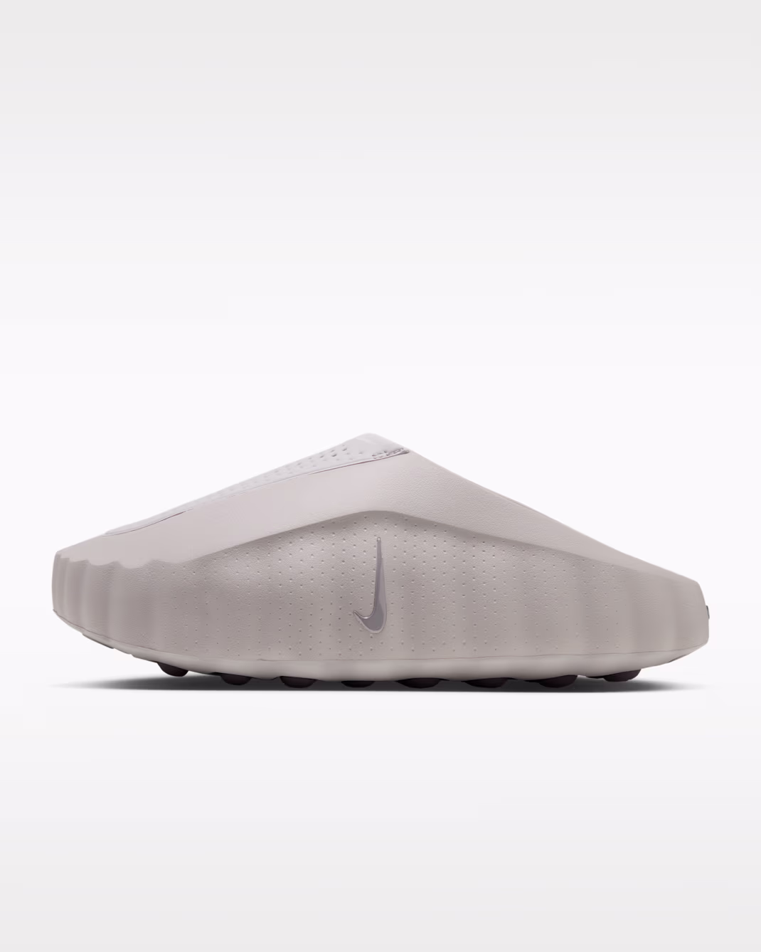 Nike's $95 "Neuroscience" Slide Keeps Selling Out, So It Keeps Getting Restocked — photo 10